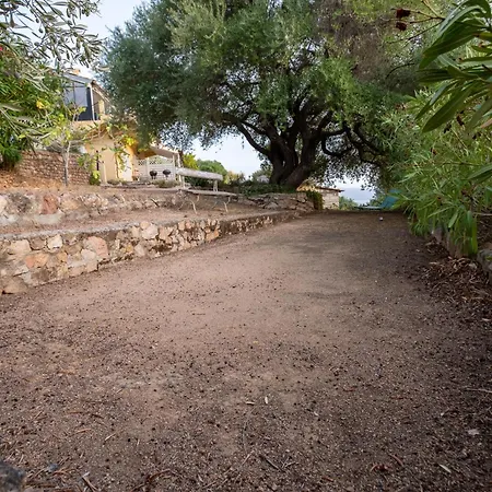 Kallisté Piscine Chauffée * Serra di Ferro