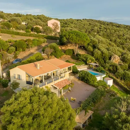 Kallisté Piscine Chauffée