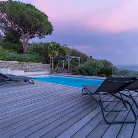 Kallisté Piscine Chauffée Serra-di-Ferro (Corsica)