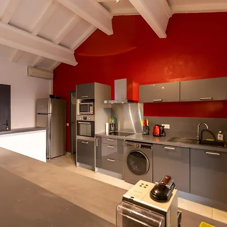 فيلة Kalliste Piscine Chauffee *