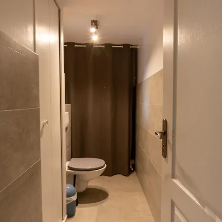 Kalliste Piscine Chauffee سيرا دي فيرو