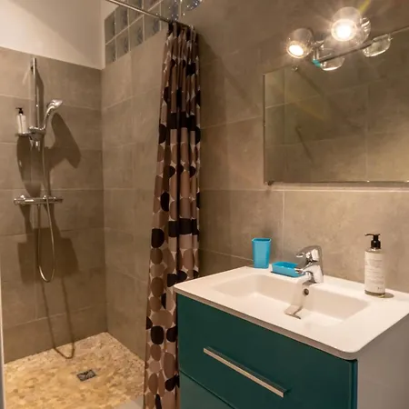 فيلة Kalliste Piscine Chauffee