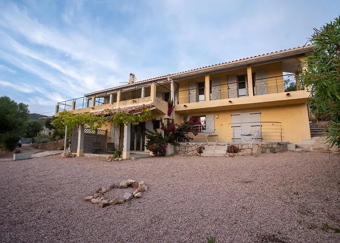 Kallisté Piscine Chauffée Villa Serra-di-Ferro (Corsica)