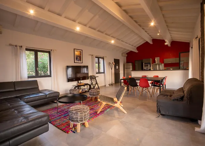 Kallisté Piscine Chauffée * Serra-di-Ferro (Corsica)