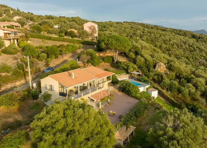 Kallisté Piscine Chauffée