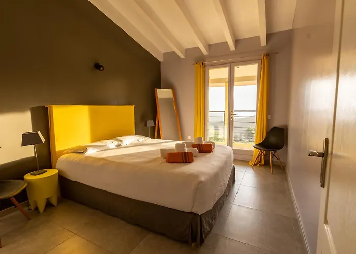 Kallisté Piscine Chauffée * Serra-di-Ferro (Corsica)