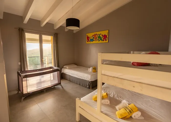 Kallisté Piscine Chauffée Serra-di-Ferro (Corsica)